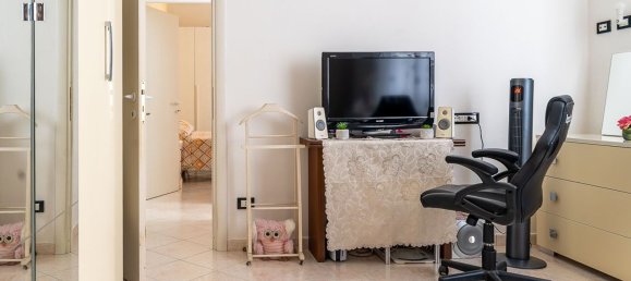 Apartamento de 4 dormitorios en Voghera, Italy No. 375764 21