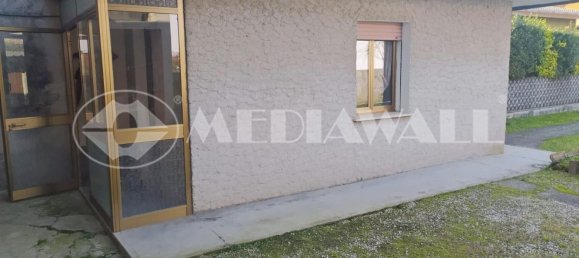 12-Zimmer Haus in Pordenone, Italy, Nr. 86308 21