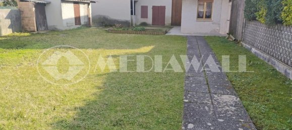12-Zimmer Haus in Pordenone, Italy, Nr. 86308 32