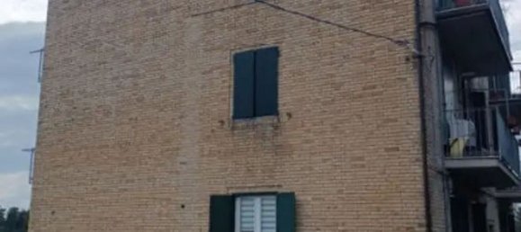 3 rooms Apartment in Ripatransone, Italy No. 306884 2