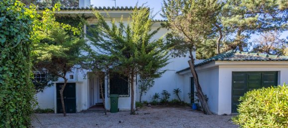 6 bedrooms Villa in Cascais, Portugal No. 113009 3