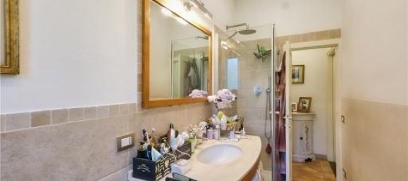 5 rooms House in Scandicci, Italy No. 29228 25