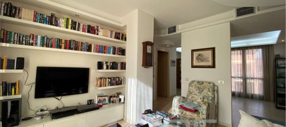 Dúplex de 5 habitaciónes en Formigine, Italy No. 108575 8