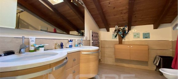 Dúplex de 5 habitaciónes en Formigine, Italy No. 108575 17
