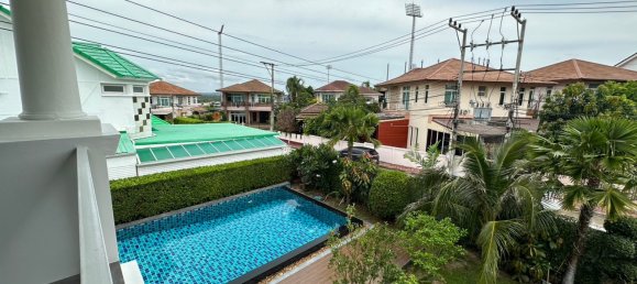 4 bedrooms Cafe / restaurant in Pattaya, Thailand No. 8424 7