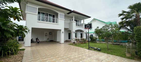 4 bedrooms Cafe / restaurant in Pattaya, Thailand No. 8424 4