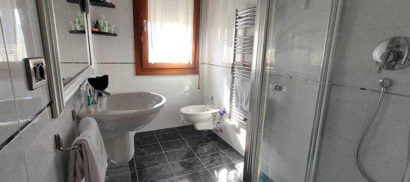2 bedrooms Apartment in Chioggia, Italy No. 222854 16