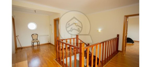 5 bedrooms House in Barreiro, Portugal No. 92226 18