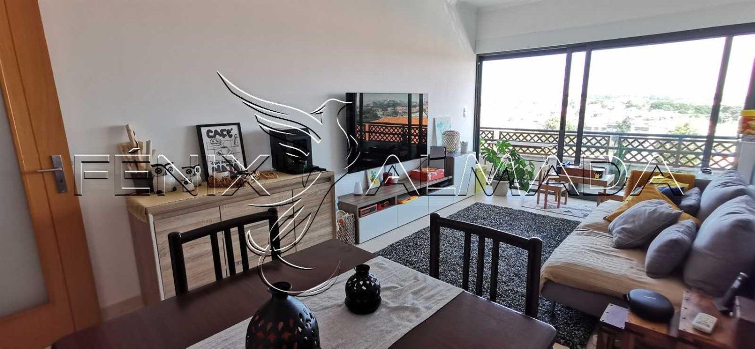 3 bedrooms Apartment in Almada, Portugal No. 247867