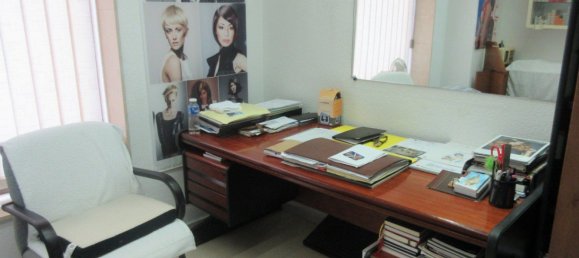 150m² Commercial property in Benidorm, Spain No. 172382 12