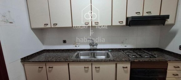 4 bedrooms Apartment in Viladecans, Spain No. 144921 2