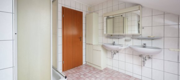 6غرفة منزل في Baden-Wurttemberg, Germany رقم 74990 23
