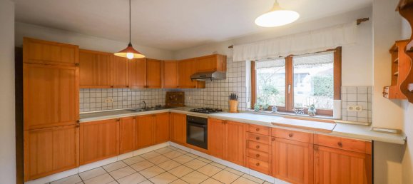 6غرفة منزل في Baden-Wurttemberg, Germany رقم 74990 16