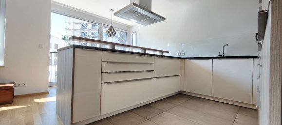 3 bedrooms Apartment in Stuttgart, Germany No. 350780 14