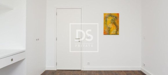 3 bedrooms Apartment in Lisbon, Portugal No. 10990 13