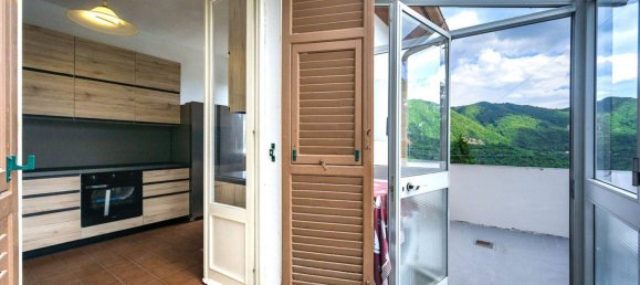 3 bedrooms Villa in Serra Riccò, Italy No. 266630 8