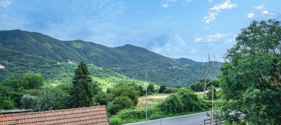 3 bedrooms Villa in Serra Riccò, Italy No. 266630 7