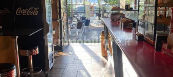 3 rooms Commercial property in Arona, Italy No. 52924 5