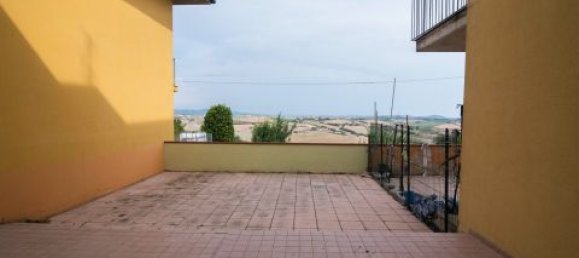 2 Schlafzimmer Wohnung in Terre Roveresche, Italy, Nr. 101509 16