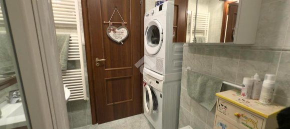 5 rooms Apartment in Genoa, Italy No. 37350 30