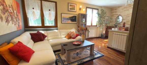 5 rooms Apartment in Genoa, Italy No. 37350 8