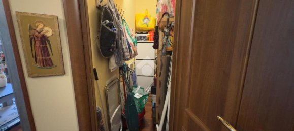 5 rooms Apartment in Genoa, Italy No. 37350 32