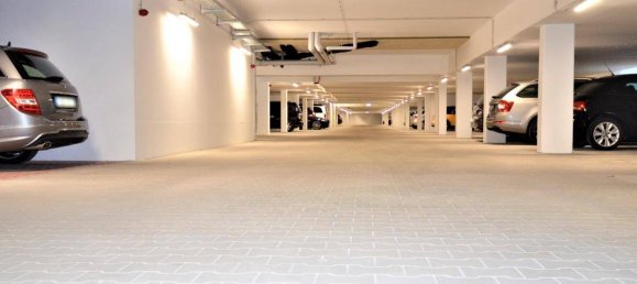 Parkplatz in Mühldorf am Inn, Germany, Nr. 170728 4