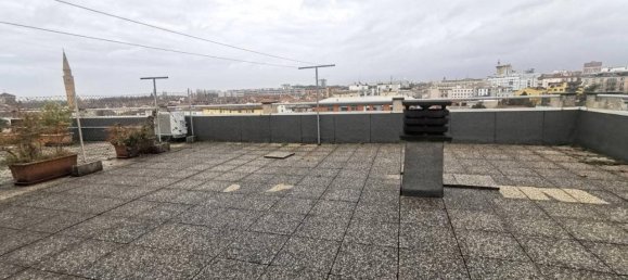 3-salle Penthouse à Pordenone, Italy No. 37500 17