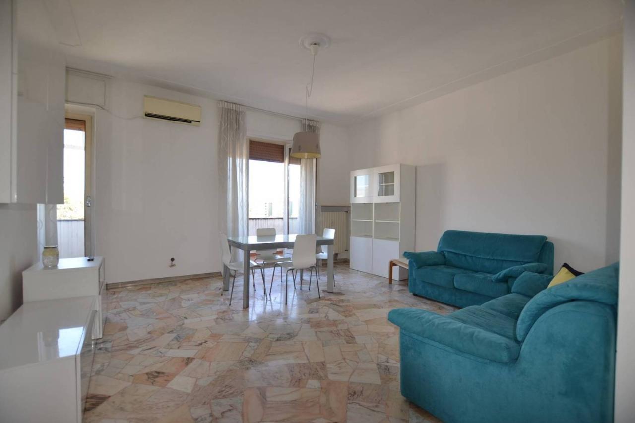 3-salle Penthouse à Pordenone, Italy No. 37500