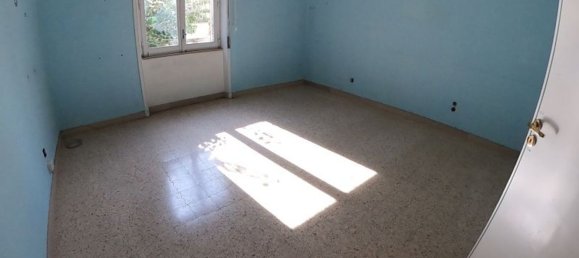4 rooms Apartment in Cosenza, Italy No. 77906 22