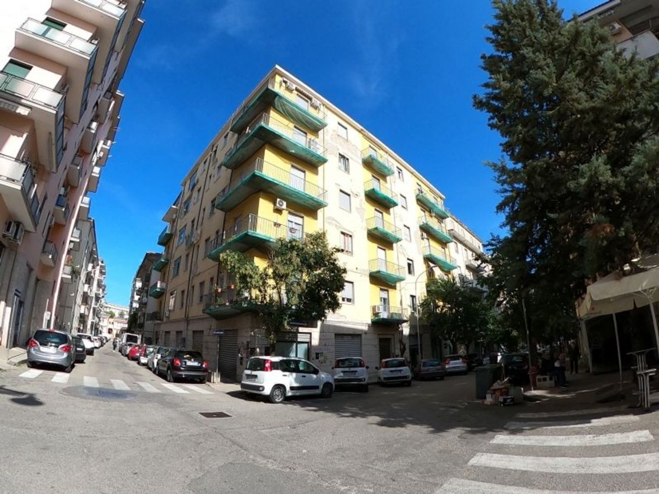 4 rooms Apartment in Cosenza, Italy No. 77906