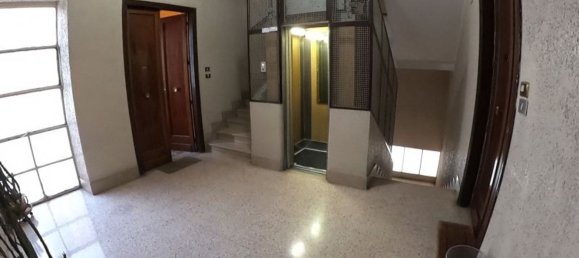 4 rooms Apartment in Cosenza, Italy No. 77906 7