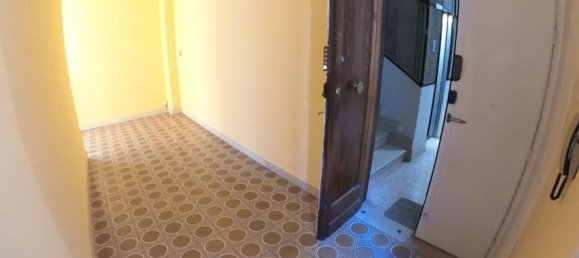4 rooms Apartment in Cosenza, Italy No. 77906 8