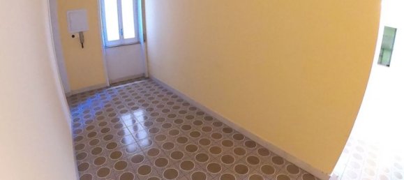 4 rooms Apartment in Cosenza, Italy No. 77906 9