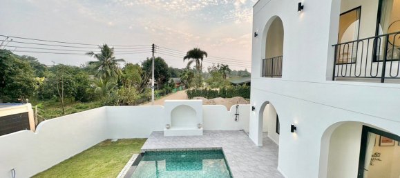 4 bedrooms Cafe / restaurant in Bang Lamung, Thailand No. 11402 11