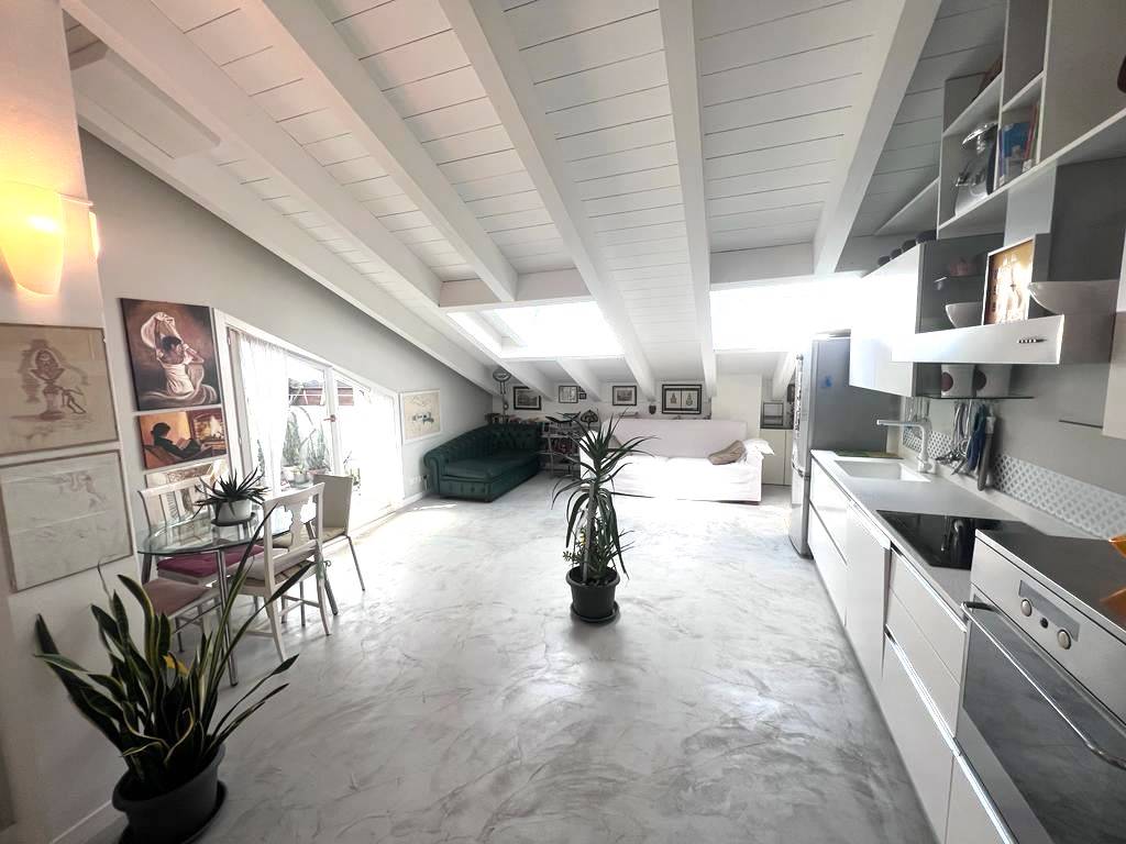 Penthouse T2 em Colico, Italy N.º 138826