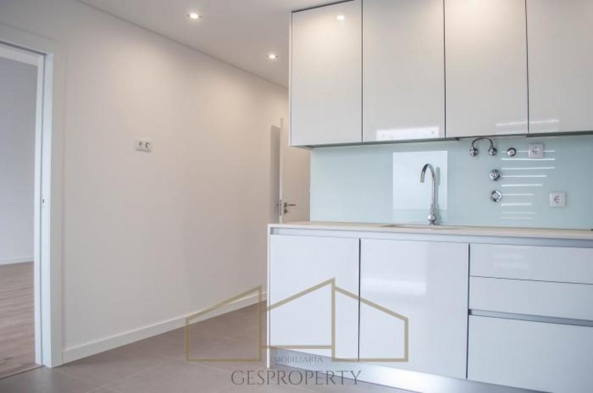 2 bedrooms Villa in Seixal, Portugal No. 254