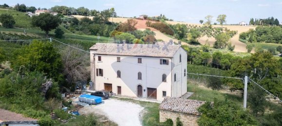 4 Schlafzimmer Haus in Cupramontana, Italy, Nr. 319458 35