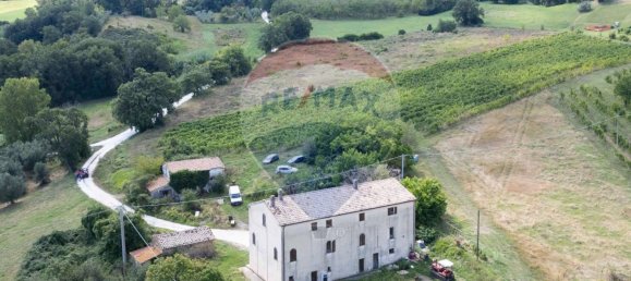 4 Schlafzimmer Haus in Cupramontana, Italy, Nr. 319458 38