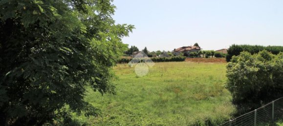 Земельный участок с 1 комнатой в Гаттео, Италия № 204871 15