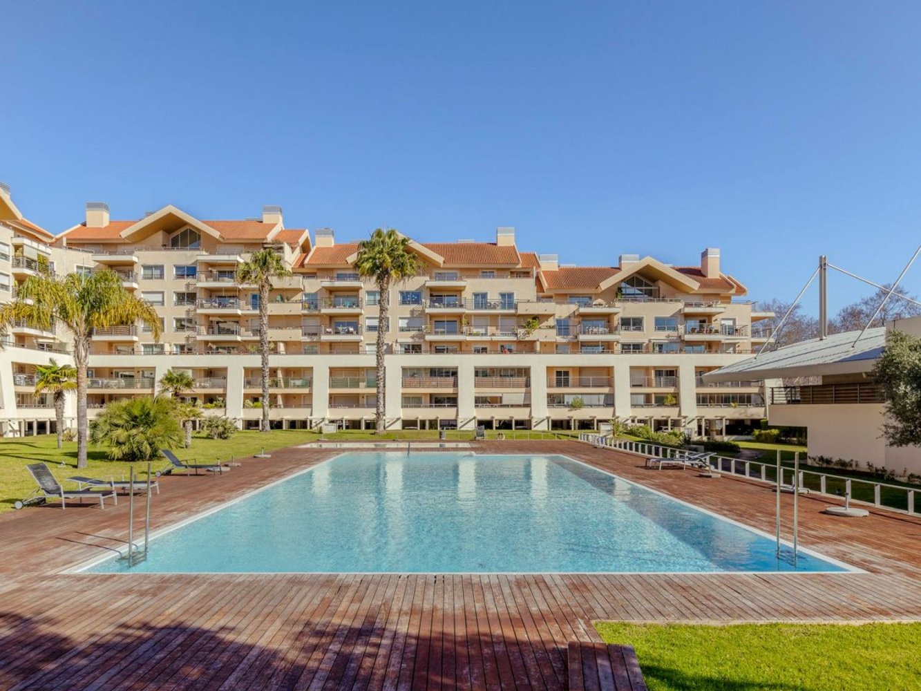 4 bedrooms Apartment in Cascais, Portugal No. 141765