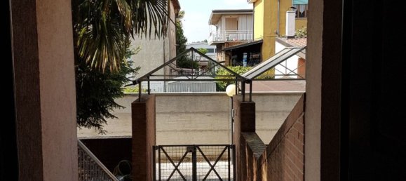 Casa de 4 habitaciónes en Peschiera Borromeo, Italy No. 181585 16