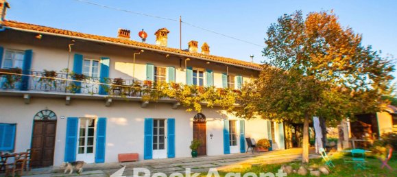 Villa de 8 dormitorios en Dogliani, Italy No. 304841 2