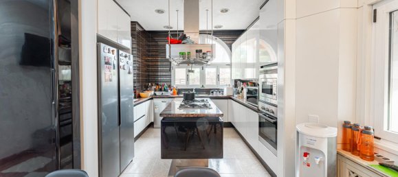 6 bedrooms House in Godella, Spain No. 29058 25