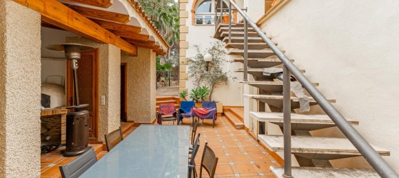 6 bedrooms House in Godella, Spain No. 29058 9