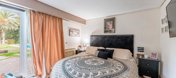 6 bedrooms House in Godella, Spain No. 29058 4