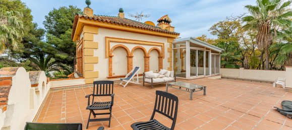 6 bedrooms House in Godella, Spain No. 29058 22