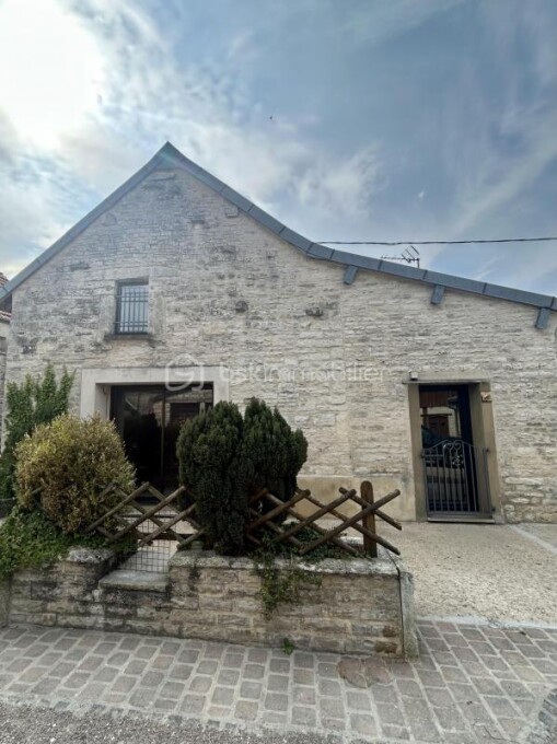 2 غرف نوم تاون هاوس في Yonne, France رقم 341532