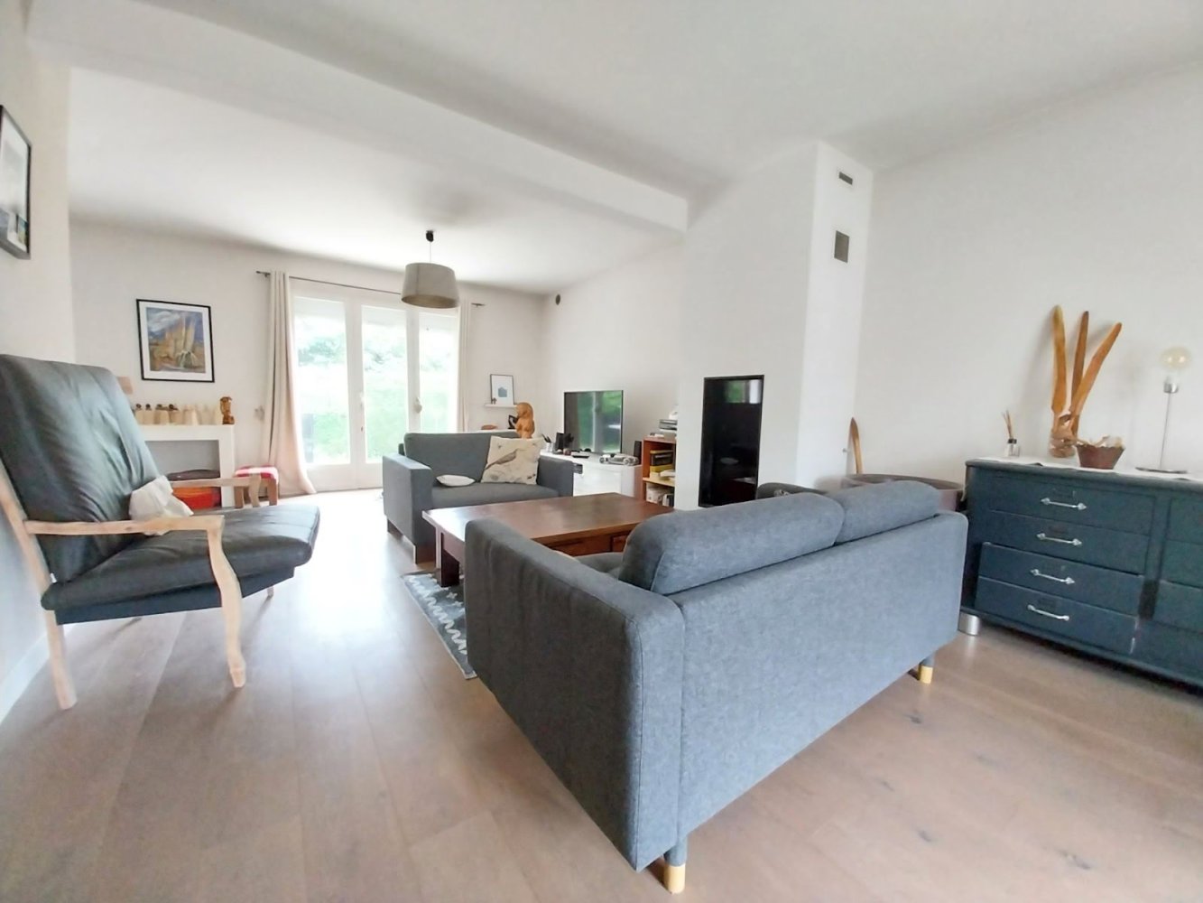 Casa T5 em La Chapelle-des-Fougeretz, France N.º 233100