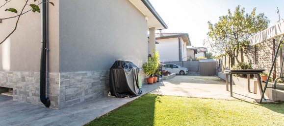 Villa de 3 divisões em Olgiate Olona, Italy N.º 211172 49